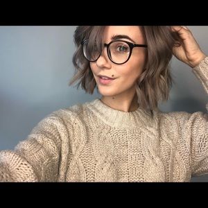 Meet your Posher, Kelli